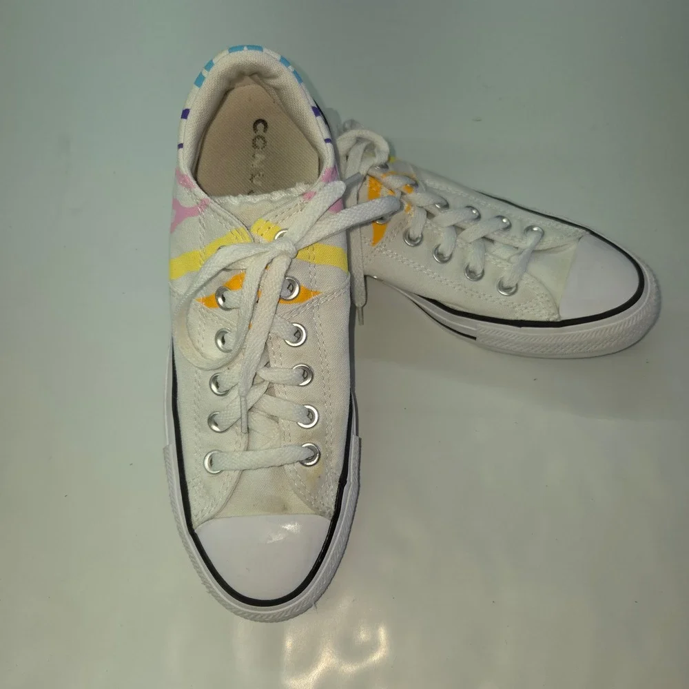 Converse Chuck‎ Taylor All Star Low Canvas Shoes White Rainbow Stripe Women 8.5